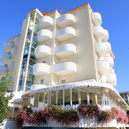 Salus Smart & Chic Hotel Τζεσόλο Λίντο Εξωτερικό φωτογραφία