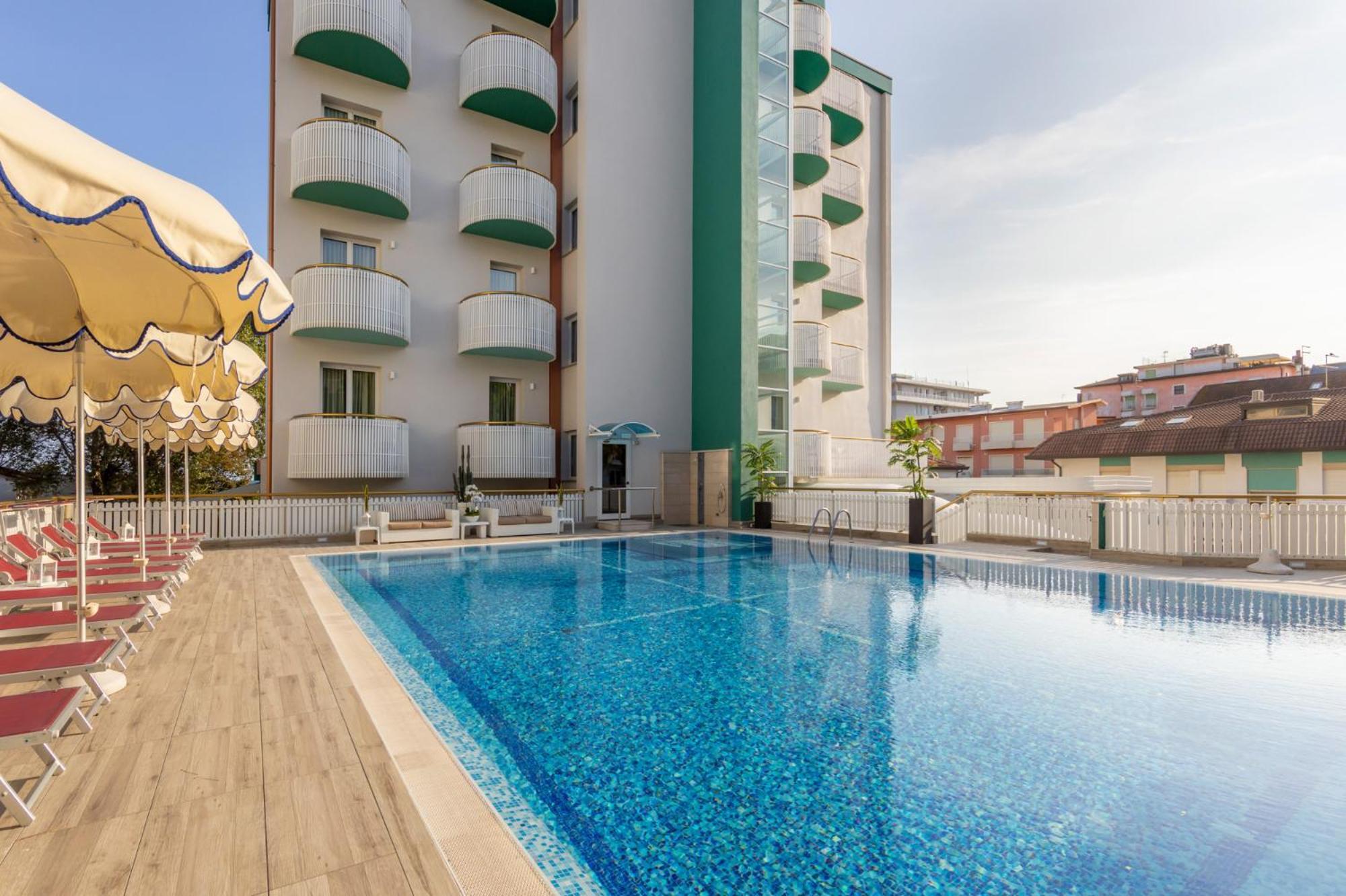 Salus Smart & Chic Hotel Τζεσόλο Λίντο Εξωτερικό φωτογραφία