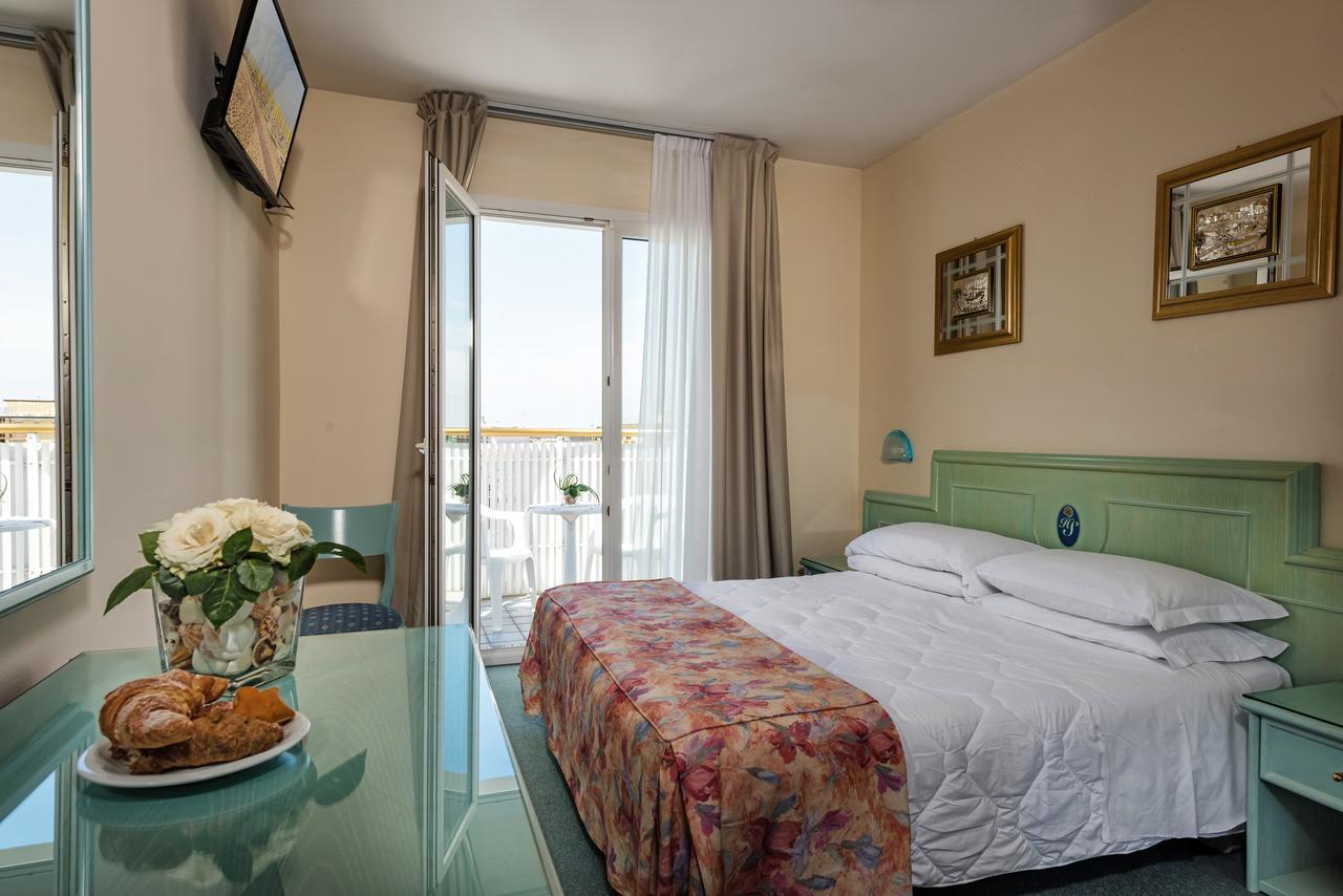 Salus Smart & Chic Hotel Τζεσόλο Λίντο Εξωτερικό φωτογραφία
