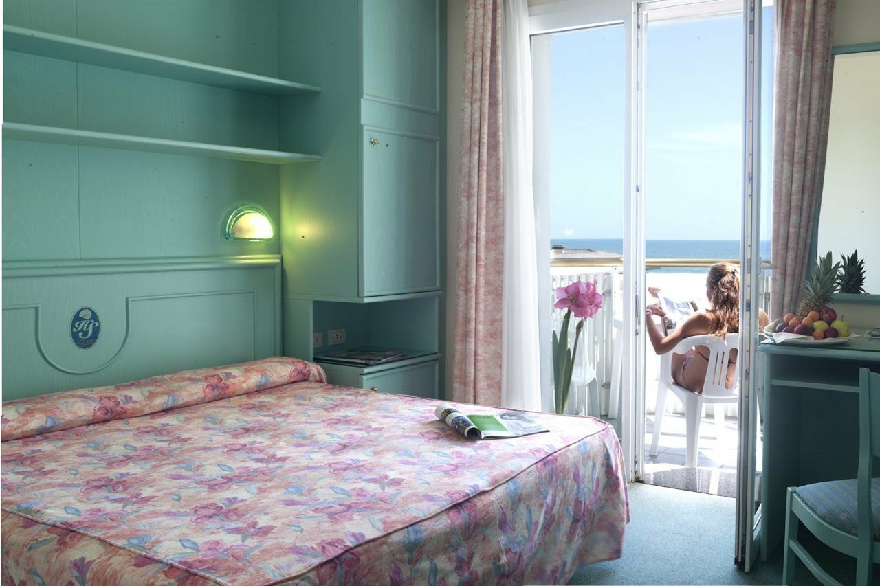 Salus Smart & Chic Hotel Τζεσόλο Λίντο Εξωτερικό φωτογραφία